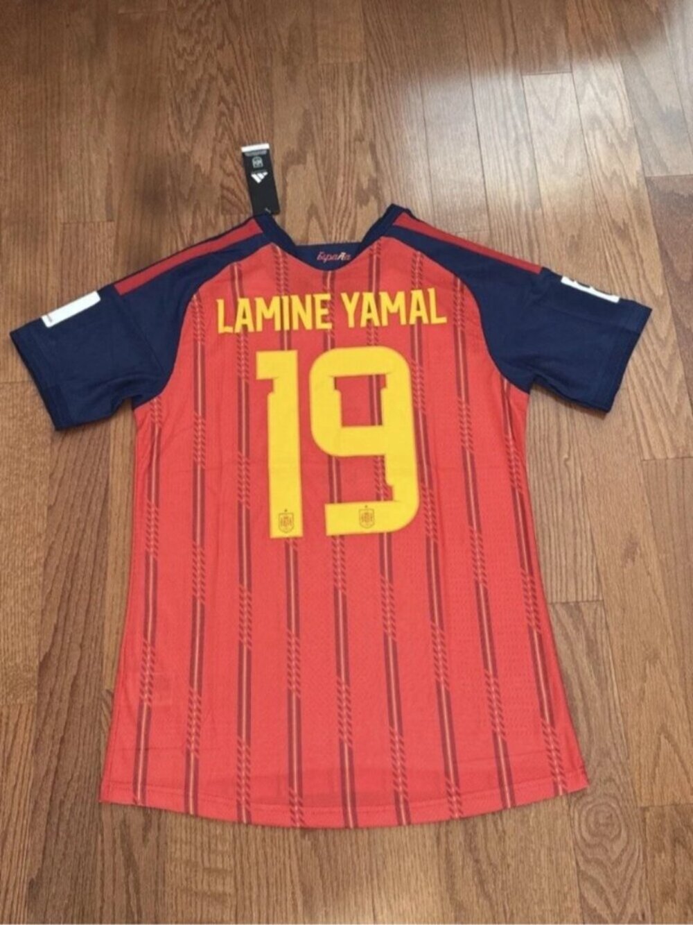 LAMINE YAMAL World Cup Soccer 2026 Home Jersey - Picture 4 of 10